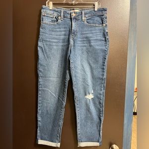 Signature Levi Strauss Boyfriend Jeans